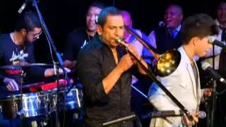 Alberto Barros - As&iacute; Vivo Yo