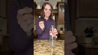 Homemade Vanilla Extract #homemade #recipe #vanillaextract #savemoney #homestead 