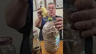 8647 Вакууматор для стеклянных и пластиковых бутылок с пробкой 40-46 мм. Для настоек, хранения круп