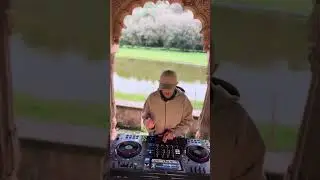 A set made for groove, feeling and connection.Hit play and enjoy. #dj #housemusic #party #garden