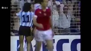 Daniel Bertoni (Argentina) - 18/06/1982 - Argentina 4x1 Hungria - 1 gol