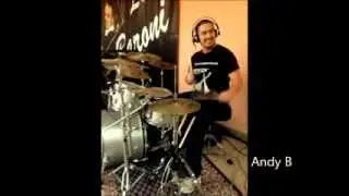 Facus Drum Innovations - alcuni artisti, amici e fans della Facus Drum Innovations