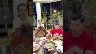 បានបុណ្យច្រើនណាស់||ម៉ាក់ទ្រីដាណាបានអនុញាតអោយក្មេងប្រុសកំសត់..ញាំបាយជាមួយ😱😱💕