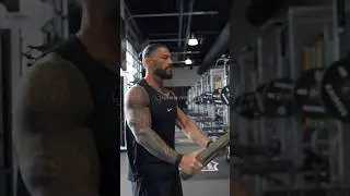 NEW ROMAN REIGNS  WRESTLEMANIA WORKOUT VIDEO #wwe #romanreigns #gym