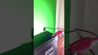 Огляд на &laquo;Портативна лампа білого кольору&raquo; 12v