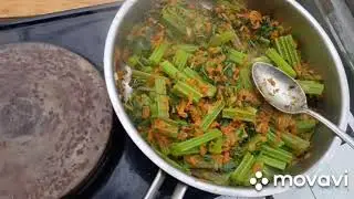Салат с мокрицей и гарнир с черенками лопуха, рассказ про бабушку.