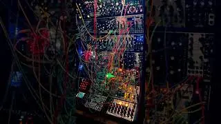 Modular synthesizer