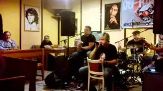 Do řady! - Gastarbeiter  ( potichu a vsedě v Moskvě-B&iacute;lina 2015)