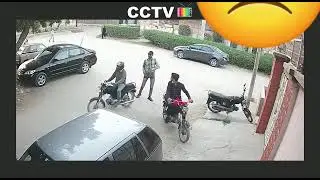North Karachi Street Snatching  Fail In Karachi CCTV VIral Video