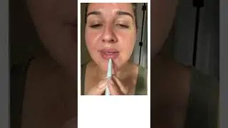 Kosas Plumping Wet Lip Oil & Hotliner #cleanmakeup #shorts #shortsvideo #lips