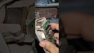 luz do teto cortesia do Astra não acende, como resolver.