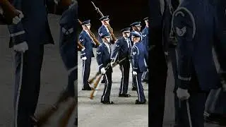 Crazy drill with fixed bayonets! United States Air Force Honor Guard Drill Team #drill #edinburgh