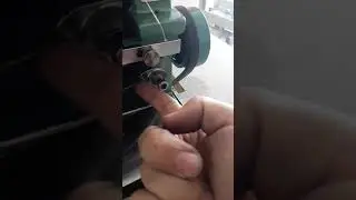 Enfiando overlock GN 1 sequinha