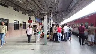 12618 Mangala Lakshadweep Express Train Announcement at Bhopal Jn.