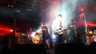 Kill The Young - No Problems @ Wally Gat Rock 21-09-2012.MTS