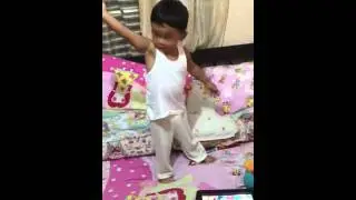 Eman's hi5 stop look listen version