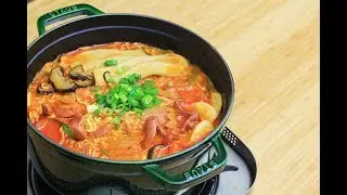 BUDAE JJIGAE (ARMY STEW) - JWD Kitchen