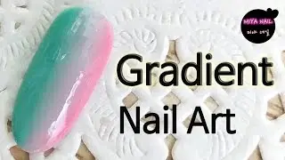 Vertical Gradient Nail Art