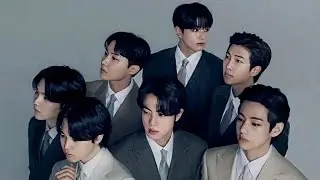BTS IS LIVE 😎