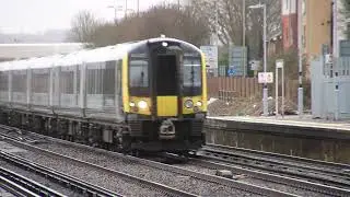 444027 + 444028 pass Eastleigh with Mega sparks