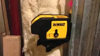 Трёхлучевой лазерный указатель DeWALT DW083 &mdash; первый взгляд
