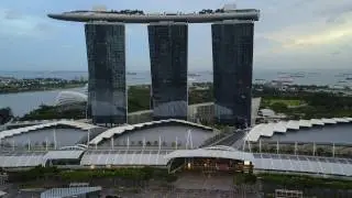Marina Bay by Drone - DJI Mavic Pro [4K]
