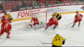 Yemets ties the game at two