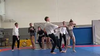 L2 staps Art du cirque ; « danse avec les STAPS »