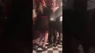 belleza de compas que te hace taconear aunque quieras ese punteo..