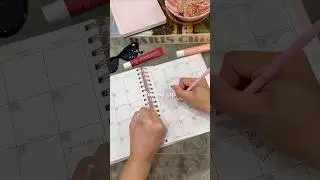 Besties who plan their month together, stay together 🤝 #bestiegoals #planner