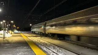 Amtrak NE Regional Train 129 meets NE Regional Train 136 at Perryville Station 