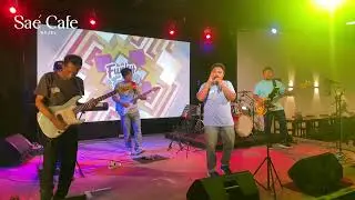 Live Music Funky Friday di Sae Cafe Rojel &ndash; Seru & Pecah! (cover california gurls- Katy Perry)