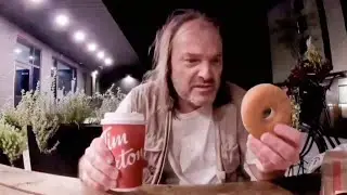 Tim Hortons Spiced Vanilla Ring Donut & White Hot Chocolate Review