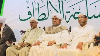 موكب الزف من مسجد الحاوي إلى رباط الفتح و التقديم من أهل البلد و الطلاب في حفلة ذكرى الافتتاح