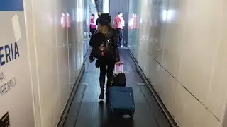 Touring tips by Mia Winter Wallace (n.1)