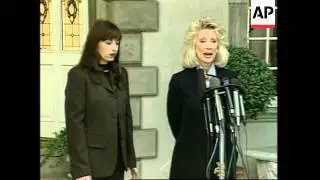 USA: SAN MARINO: PAULA JONES ASSEMBLES NEW LEGAL TEAM