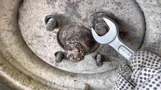 Spinning Wheel Bolt When Turning Lug Nut