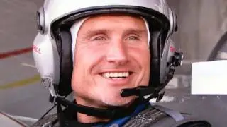 David Coulthard and Hannes Arch fly over Abu Dhabi F1 track