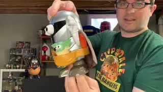 The Yamdalorian and Tot, a Hasbro Mr. Potato Head - The Mandalorian Mash Up