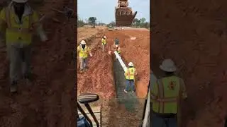 Being a fool at work 😂 #excavator #excavation #work #construction #grading #420