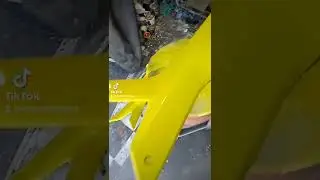 aerox fairings repaint #flourescent yellow