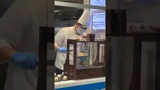 Sweets in Japan: How Mont Blanc Cakes are Made / モンブランケーキのお店