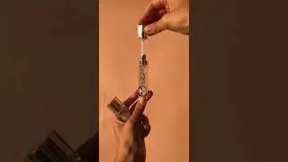 ЛЮБИМЫЙ БЛЕСК ДЛЯ ГУБ. ВЛАЖНЫЕ ОБЪЕМНЫЕ ГУБЫ, КОТОРЫЕ ПАХНУТ ВАНИЛЬКОЙ. МИЛАЯ ПАНДА НА РИСУНКЕ 🐼