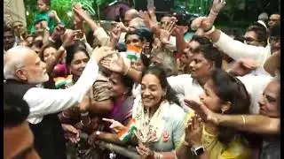 Watch ⬇️ Vibrant visuals from PM Modi&rsquo;s trip to Colombo,