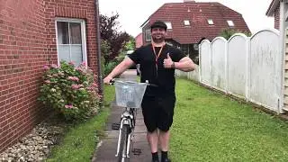 Fahrrad aufsitzen in zwei eleganten Versionen Damenrad aufspringen und absitzen Damen bike Anleitung