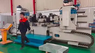 CNC Stretch Forming Machine