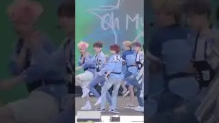 Joshua Accidentally hit Jeonghan   🥹😁 #jeonghan #joshua #fyp #svt #jihan #seventeen17_official