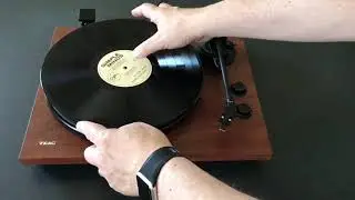 TEAC TN-280BT turntable blogger review