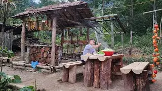 ATIMELAPSE: Life in the wilderness, living alone and building structures in the rainforest.