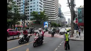 [4K] Bangkok walking tour on the evening from MRT Phetchaburi station to BTS Asok station